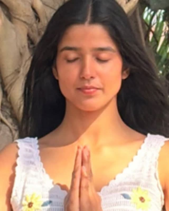 Harshita Raghav, Premium Yoga Teacher & Sound Healing Practitioner at Pure Lifestyle Yoga